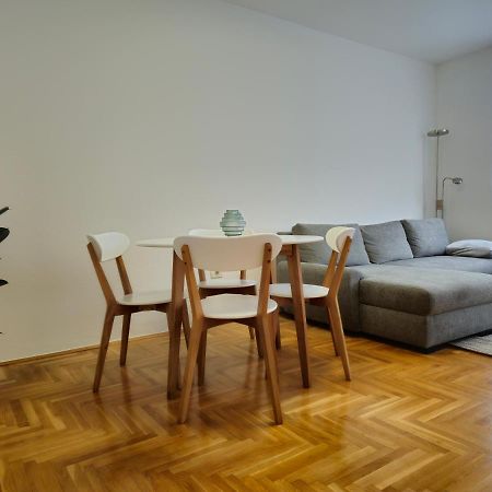 Uptown Place Apartment Ζαντάρ Εξωτερικό φωτογραφία